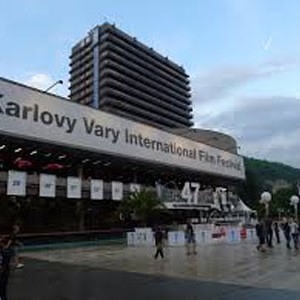 Bandara Karlovy