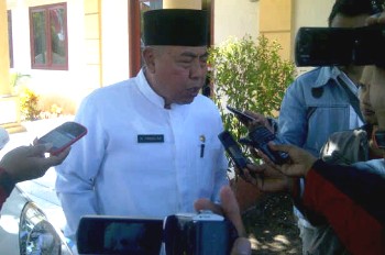 Fadilah Budiono (wakil Bupati Sampang sekaligus ketua BNK Sampang].