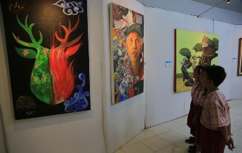 Ramaikan Museum Surabaya dengan Art's Guruism.