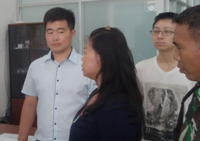 Pekerja ilegal asal Tiongkok yang tinggal di Ruko Jl Dermojoyo Nganjuk dideportasi oleh pihak Kantor Imigrasi Kediri.