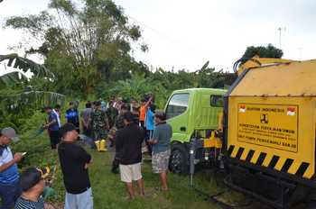Satu unit pompa penyedot banjir type mobile di Kecamatan Babata ini sdah ditambah satu unit lagi. [suprayitno/bhirawa]