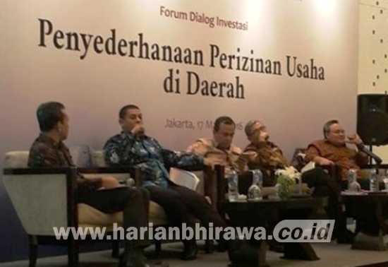 Wali Kota Kediri Abdullah Abu Bakar SE (Batik biru) saat menjadi nara sumber dalam talkshow yang digelar KPPOD di Jakarta.