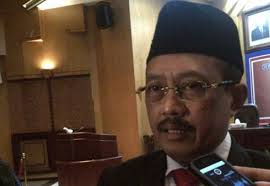 Ketua DPRD Kota Surabaya Armuji 