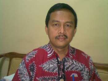 Drs Toto Basuki MM. [ali kusyanto/bhirawa)
