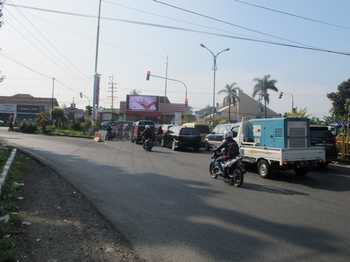 Pertigaan Karanglo Kec Singosari, Kab Malang yang bakal menjadi pintu keluar masuk Tol Mapan. [cahyono/bhirawa]