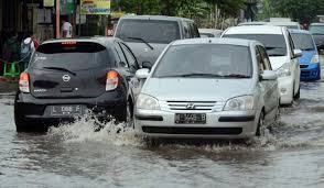 kampungan Kutisari  Masih Banjir