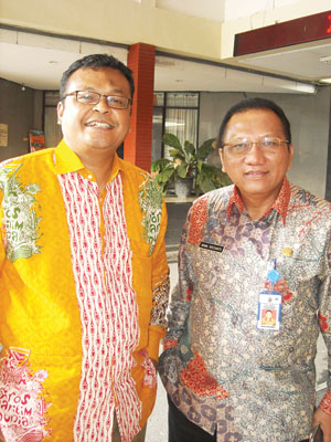 Kepala LAN Dr Adi Suryanto, MSi bersama Kepala Badiklat Jatim, Dr Akmal Boedianto. wawan triyanto