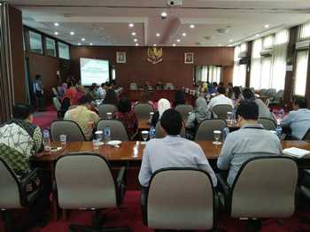 Bank Indonesia (BI) Malang saat bertemu dengan kalangan perbankan di Kota Malang, Selasa (17/5) kemarin.