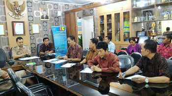 2-Rombongan dari Pemkot Denpasar belajar E-Government (dre)
