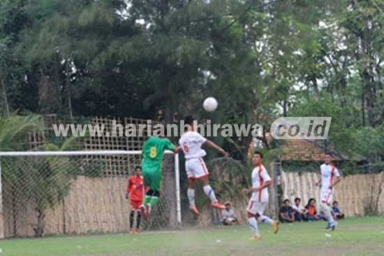  kompetisi sepakbola Piala Suratin tingkat regional Jawa Timur Tahun 2016.