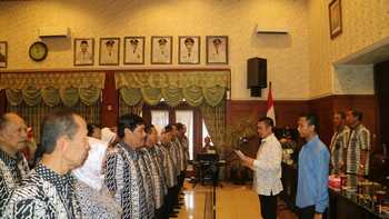 Pengukuhan PPKB PNS Kota Malang dilakukan oleh Walikota Malang HM. Anton di ruang sidang Balaikota Malang Sabtu (20/8)  kemarin.