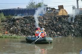 Pencemaran Air di Kali Marmoyo