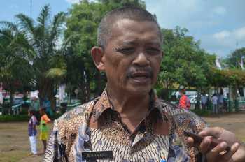 Drs Mahmudi Kepala Bapemas Pemdes KB Pemkab Tuban.
