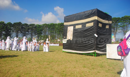 Manasik Haji yang diikuti oleh 2500 siswa dari 23 RA dan 7 RA se-Kota Batu