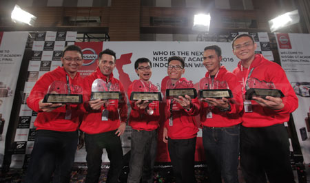PT. Nissan Motor Indonesia (NMI) secara resmi mengumumkan enam pemenang wakil Indonesia di kompetisi balap virtual to reality terbesar di dunia, Nissan GT Academy 2016.