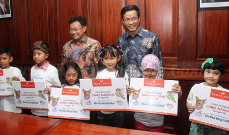 Pelepasan enam anak Indonesia berbakat untuk berwisata ke Jerman.
