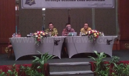 Para Narasumber pelaksanaan KPPMD dengan tema Surabaya destinasi emas berinvestasi di JW Mariot.