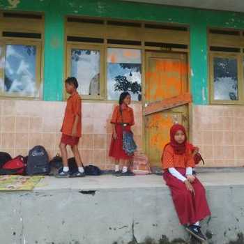 Inilah salah satu sekolah SDN IV Gulbung, Kecamatan Pengarengan, Kabupaten Sampang.