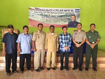 Anggota komisi IV DPR RI, H Guntur Sasono saat melakukan reses di Kelurahan Kramat Kecamatan Nganjuk.(ristika/bhirawa)