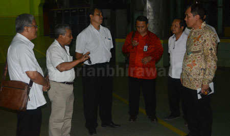 PT Perkebunan Nusantara (PTPN) XI berencana melakukan program regrouping terhadap 6 Pabrik Gula (PG)